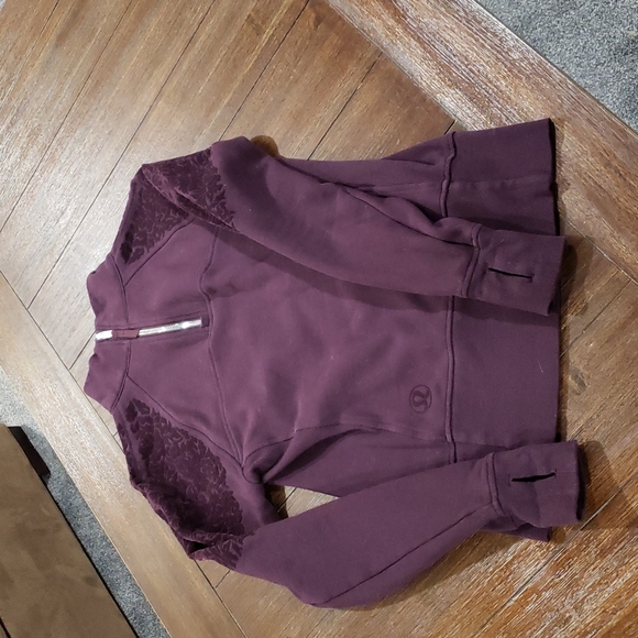 Lululemon floral flock pullover sweatshirt - Picture 12 of 15